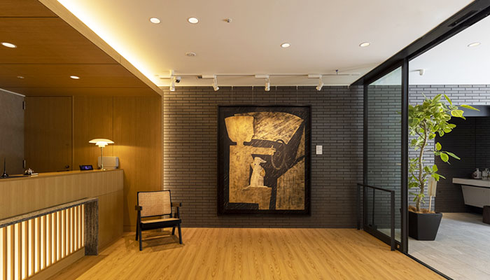 感性を刺激し心豊かにするアートある暮らし - チャームプレミア グラン 御殿山 | 東京都品川区の介護付有料老人ホーム（介護施設）